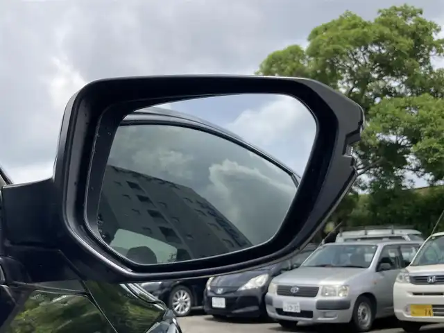 ホンダ シビック ハッチバック 静岡県 2019(令1)年 6.8万km クリスタルブラックパール HondaSENSING/純正7インチメモリーナビ(VXM-194VFi)/　AM FM CD DVD Bluetooth USB/ビルトインETC/バックモニター/レーダークルーズコントロール/LEDオートヘッドランプ/オートブレーキホールド/純正18インチアルミホイール/スマートキー2本/パドルシフト/社外レーダー探知機/フルセグTV/シートヒーター(前席)/前方ドライブレコーダー