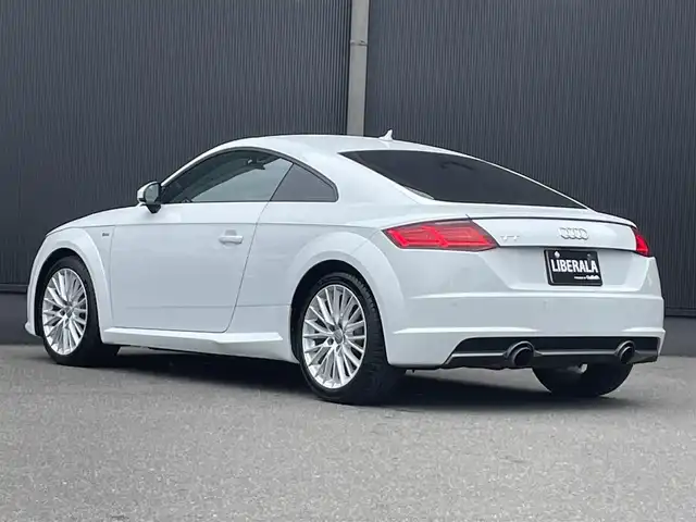 アウディ ＴＴクーペ 1．8TFSI 1st E 香川県 2017(平29)年 4.6万km グレイシアホワイトメタリック 180台限定車/LEDライト/バーチャルコックピット/純正ナビ、地デジ/バックカメラ/クルコン/前後コーナーセンサー/ETC