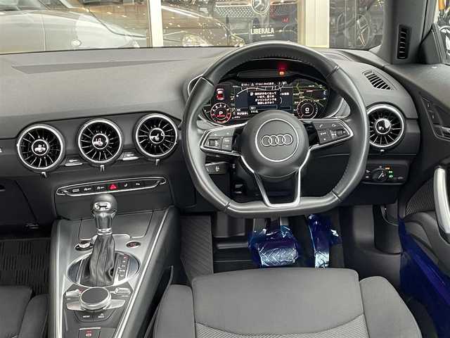 アウディ ＴＴクーペ 1．8TFSI 1st E 香川県 2017(平29)年 4.6万km グレイシアホワイトメタリック 180台限定車/LEDライト/バーチャルコックピット/純正ナビ、地デジ/バックカメラ/クルコン/前後コーナーセンサー/ETC
