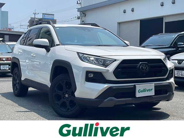 トヨタ ＲＡＶ４ アドベンチャー オフロードPKG 福岡県 2022(令4)年 3.1万km スーパーホワイトⅡ ワンオーナー/純正ナビ（Bluetooth ・フルセグTV）/ドライブレコーダー（前後）/クルーズコントロール（追従あり）/スペアキー/USB入力端子/パワーウィンドウ/MTモード付AT/純正アルミホイール/純正フロアマット/エアシート/パワーシート/ルーフレール/プッシュスタート/パワーステアリング/スマートキー/ABS/横滑り防止装置/衝突被害軽減システム/盗難防止装置/コーナーセンサー（前後）/レーンキープアシスト/オートライト/ダウンヒルアシストコントロール/ステアリングヒーター/取扱説明書/保証書
