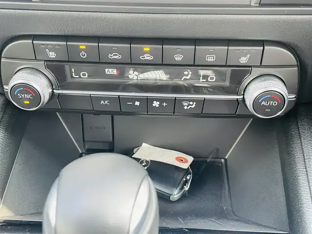 マツダ ＣＸ－５ 20S スマートエディション 熊本県 2021(令3)年 4万km チタニウムフラッシュマイカ 純正ナビ/・AM/FM/USB/BT/・AppleCarPlay/AndroidAuto/・フルセグTV/全周囲カメラ/・フロント/サイド/バック/速度標識認識機能/ブラインドスポットモニター/車線逸脱警報システム/スマートブレーキサポート/スマートシティブレーキサポート/トラクションコントロールシステム/レーダークルーズコントロール/前後コーナーセンサー/革巻きステアリング/・ステアリングリモコン/・ステアリングヒーター/D席パワーシート/・D席シートメモリー/D/N席シートヒーター/純正ドライブレコーダー（前後）/純正ETC/オートライト/・LEDライト/電動格納ミラー/・ウィンカーミラー/ヘッドアップディスプレイ/純正フロアマット/純正アルミホイール/スマートキー/・スペアキー