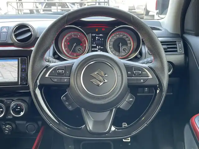 スズキ スイフト スポーツ 東京都 2023(令5)年 1.2万km スーパーブラックパール カロッツェリアナビ/デュアルカメラブレーキサポート/車線逸脱警報機能/パーキングソナー/アダプティブクルーズコントロール/シートヒーター/横滑り抑制機能/ステアリングスイッチ/スマートキー