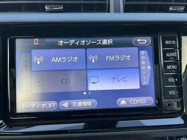 トヨタ アクア S 島根県 2016(平28)年 6.5万km ライムホワイトパールクリスタルシャイン 登録時走行距離65066km/トヨタセーフティセンス/純正ナビ/CD/ワンセグTV/Bluetooth/バックカメラ/オートライト/オートマチックハイビーム /LDA/スマートキー/スペアキー /プッシュスタート /ステアリングスイッチ/純正フロアマット/ドアバイザー