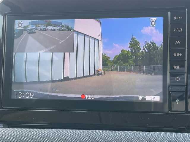 日産 サクラ X 大阪府 2023(令5)年 1.7万km ホワイトパール 純正ディスプレイオーディオ　/ターボ車　/Ｂｌｕｅｔｏｏｔｈ　/純正マット　/バックカメラ　/ベンチシート　/純正アルミホイール　/オートライト　/ＬＥＤライト　/プラグインハイブリット車 /PHEV /HDDナビ/ワンオーナー