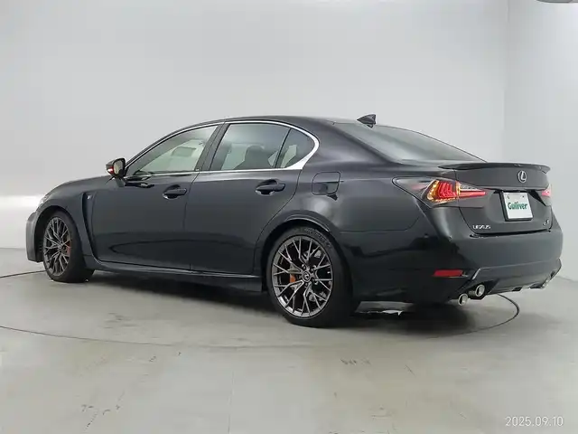 レクサス ＧＳ Ｆ 愛知県 2016(平28)年 8.3万km グラファイトブラックガラスフレーク サンルーフ/レザーシート/メーカー純正ナビ/・CD/DVD/BT/フルセグTV/純正オレンジキャリパー/パワートランク/レーダークルーズコントロール/プリクラッシュセーフティ/ブラインドスポットモニター/レーンキープ/カラーヘッドアップディスプレイ/ドライブレコーダー（TZ-D201）/ETC2.0/運転席助手席パワーシート/シートヒーター/エアシート/ステアリングヒーター/19インチ純正アルミホイール/3眼LEDヘッドライト