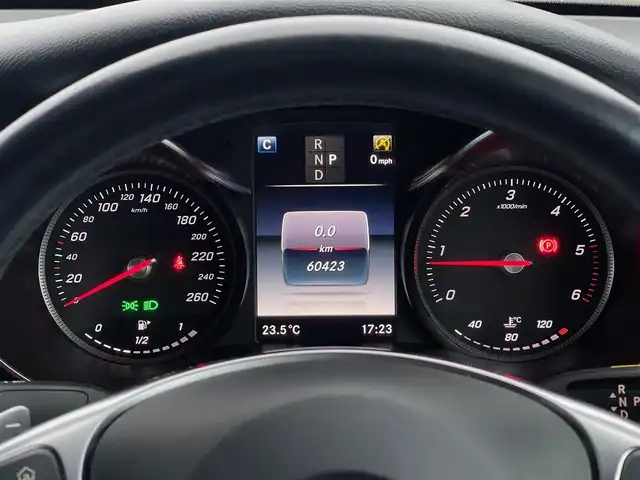 メルセデス・ベンツ ＧＬＣ２２０ d 4マチック クーペ スポーツ 山梨県 2020(令2)年 6.1万km ポーラホワイト レーダーセーフティＰＫＧ/ACC/純正ＨＤＤナビ/フルセグ/ＢＴ/ＣＤ/ＤＶＤ/３６０°カメラ/半革/パワーシート/シートヒーター/電動テールゲート/キーレスゴー/ＬＥＤヘッドライト/ETC/純正１９インチＡＷ