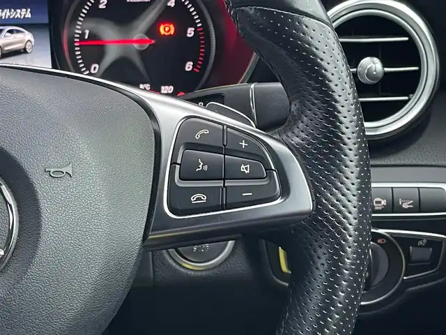 メルセデス・ベンツ ＧＬＣ２２０ d 4マチック クーペ スポーツ 山梨県 2020(令2)年 6.1万km ポーラホワイト レーダーセーフティＰＫＧ/ACC/純正ＨＤＤナビ/フルセグ/ＢＴ/ＣＤ/ＤＶＤ/３６０°カメラ/半革/パワーシート/シートヒーター/電動テールゲート/キーレスゴー/ＬＥＤヘッドライト/ETC/純正１９インチＡＷ