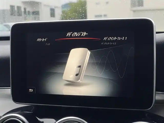 メルセデス・ベンツ ＧＬＣ２２０ d 4マチック クーペ スポーツ 山梨県 2020(令2)年 6.1万km ポーラホワイト レーダーセーフティＰＫＧ/ACC/純正ＨＤＤナビ/フルセグ/ＢＴ/ＣＤ/ＤＶＤ/３６０°カメラ/半革/パワーシート/シートヒーター/電動テールゲート/キーレスゴー/ＬＥＤヘッドライト/ETC/純正１９インチＡＷ