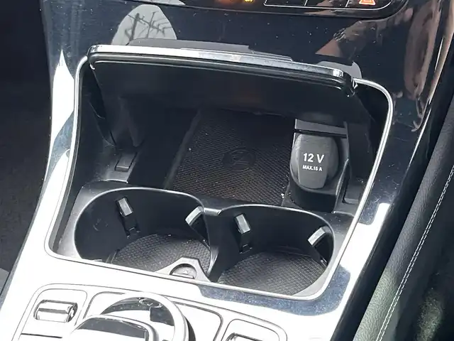 メルセデス・ベンツ ＧＬＣ２２０ d 4マチック クーペ スポーツ 山梨県 2020(令2)年 6.1万km ポーラホワイト レーダーセーフティＰＫＧ/ACC/純正ＨＤＤナビ/フルセグ/ＢＴ/ＣＤ/ＤＶＤ/３６０°カメラ/半革/パワーシート/シートヒーター/電動テールゲート/キーレスゴー/ＬＥＤヘッドライト/ETC/純正１９インチＡＷ