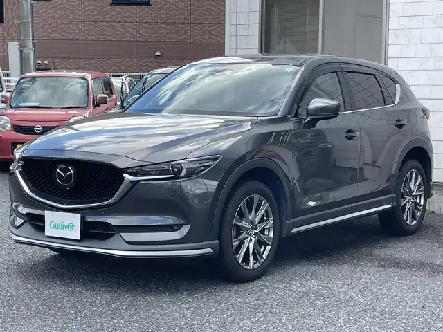 マツダ ＣＸ－５ XD エクスクルーシブモード 福岡県 2018(平30)年 4.3万km マシーングレープレミアムM ワンオーナー/サンルーフ/BOSEプレミアムサウンド/純正メモリナビ/　(AM/FM/Bluetooth/CD/DVD/フルセグTV)/360°ビューモニター/バック/フロント/サイドモニター/i-ACTIVSENSE/・誤発進抑制（前進・後退）/・アダプティブLEDヘッドライト/・アドバンストスマートシティブレーキサポート/・交通標識認識システム/・車間認知支援システム/・車線逸脱警報システム/・スマートシティブレーキサポート/・超音波センサー（フロント・リア）/・ドライバーアテンションアラート/・ハイビームコントロールシステム/・フォワードセンシングカメラ/・ブラインドスポットモニター/・レーダークルーズコントロール/・リアクロストラフィックアラート/・レーダーセンサー（フロント・リア）/・レーンキープアシスト/アイドリングストップ/純正19インチAW/パワーバックドア/前方ドライブレコーダー/ヘッドアップディスプレイ/ステアリングヒーター/黒レザーシート/パワーシート(D/N)/シートヒーター/エアシート（D/N）/シートメモリー(D)/純正フロアマット/USBポート/スペアキー×1/保証書/取扱説明書