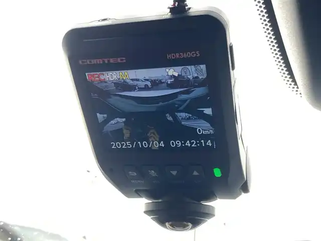 レクサス ＥＳ 300h Fスポーツ 島根県 2019(平31)年 6万km ホワイトノーヴァガラスフレーク 純正12.3型ナビ(CD/DVD/BT/フルセグ)/サンルーフ/バックカメラ/ビルトインETC2.0/プリクラッシュセーフティ/レーンキーピングアシスト/アダプティブハイビームシステム/標識認識機能/先行車発進お知らせ機能/ブラインドスポットモニター/レーダークルーズコントロール/前席パワーシート/前席シートヒーター /前席シートベンチレーション/運転席シートメモリー/ステアリングヒーター/360°ドラレコ/カラーヘッドアップディスプレイ/LEDヘッドランプ/革巻きステアリング/パドルシフト/リヤ電動サンシェード/純正フロアマット/TRDフロントスポイラー/純正19インチアルミホイール