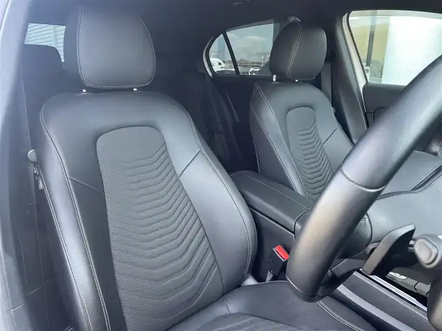 メルセデス・ベンツ Ａ１８０ スタイル 千葉県 2019(平31)年 4万km ポーラホワイト レーダーセーフティパッケージ/純正HDDナビ/バックカメラ/地デジ/Bluetooth/ワイヤレス充電/ハーフレザーシート/ドライブレコーダー/USB