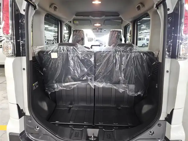 スズキ スペーシア ギア HYBRID XZターボ 宮崎県 2020(令2)年 1.2万km ピュアホワイトP カロッツェリア8型ナビ/フルセグTV/両側パワースライドドア/全方位モニター用カメラパッケージ/ビルトインETC/アダプティブクルーズコントロール/リアパーキングセンサー/セーフティサポート/・デュアルカメラブレーキサポート/・後退時ブレーキサポート/・前後誤発進抑制機能/・車線逸脱警報機能/・ふらつき警報機能/・ハイビームアシスト/・先行車発進お知らせ機能/IC付ターボ/LEDヘッドランプ/革巻きステアリング/パドルシフト/前席シートヒーター/純正14インチアルミホイール/キーレスプッシュスタートシステム/禁煙車
