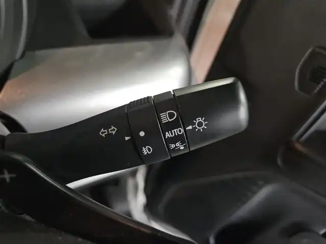 スズキ スペーシア ギア HYBRID XZターボ 宮崎県 2020(令2)年 1.2万km ピュアホワイトP カロッツェリア8型ナビ/フルセグTV/両側パワースライドドア/全方位モニター用カメラパッケージ/ビルトインETC/アダプティブクルーズコントロール/リアパーキングセンサー/セーフティサポート/・デュアルカメラブレーキサポート/・後退時ブレーキサポート/・前後誤発進抑制機能/・車線逸脱警報機能/・ふらつき警報機能/・ハイビームアシスト/・先行車発進お知らせ機能/IC付ターボ/LEDヘッドランプ/革巻きステアリング/パドルシフト/前席シートヒーター/純正14インチアルミホイール/キーレスプッシュスタートシステム/禁煙車