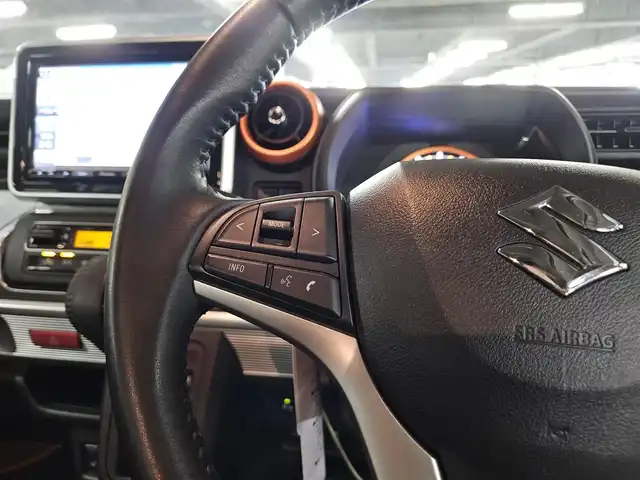 スズキ スペーシア ギア HYBRID XZターボ 宮崎県 2020(令2)年 1.2万km ピュアホワイトP カロッツェリア8型ナビ/フルセグTV/両側パワースライドドア/全方位モニター用カメラパッケージ/ビルトインETC/アダプティブクルーズコントロール/リアパーキングセンサー/セーフティサポート/・デュアルカメラブレーキサポート/・後退時ブレーキサポート/・前後誤発進抑制機能/・車線逸脱警報機能/・ふらつき警報機能/・ハイビームアシスト/・先行車発進お知らせ機能/IC付ターボ/LEDヘッドランプ/革巻きステアリング/パドルシフト/前席シートヒーター/純正14インチアルミホイール/キーレスプッシュスタートシステム/禁煙車