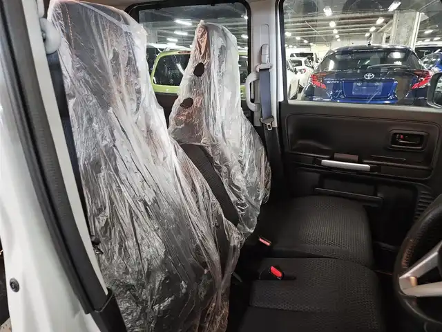 スズキ スペーシア ギア HYBRID XZターボ 宮崎県 2020(令2)年 1.2万km ピュアホワイトP カロッツェリア8型ナビ/フルセグTV/両側パワースライドドア/全方位モニター用カメラパッケージ/ビルトインETC/アダプティブクルーズコントロール/リアパーキングセンサー/セーフティサポート/・デュアルカメラブレーキサポート/・後退時ブレーキサポート/・前後誤発進抑制機能/・車線逸脱警報機能/・ふらつき警報機能/・ハイビームアシスト/・先行車発進お知らせ機能/IC付ターボ/LEDヘッドランプ/革巻きステアリング/パドルシフト/前席シートヒーター/純正14インチアルミホイール/キーレスプッシュスタートシステム/禁煙車