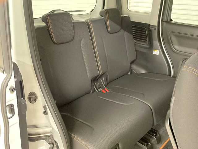 スズキ スペーシア ギア HYBRID XZターボ 熊本県 2020(令2)年 1.2万km ピュアホワイトP カロッツェリア8型ナビ/フルセグTV/両側パワースライドドア/全方位モニター用カメラパッケージ/ビルトインETC/アダプティブクルーズコントロール/リアパーキングセンサー/セーフティサポート/・デュアルカメラブレーキサポート/・後退時ブレーキサポート/・前後誤発進抑制機能/・車線逸脱警報機能/・ふらつき警報機能/・ハイビームアシスト/・先行車発進お知らせ機能/IC付ターボ/LEDヘッドランプ/革巻きステアリング/パドルシフト/前席シートヒーター/純正14インチアルミホイール/キーレスプッシュスタートシステム/禁煙車