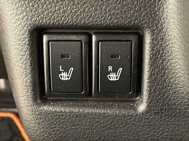 スズキ スペーシア ギア HYBRID XZターボ 熊本県 2020(令2)年 1.2万km ピュアホワイトP カロッツェリア8型ナビ/フルセグTV/両側パワースライドドア/全方位モニター用カメラパッケージ/ビルトインETC/アダプティブクルーズコントロール/リアパーキングセンサー/セーフティサポート/・デュアルカメラブレーキサポート/・後退時ブレーキサポート/・前後誤発進抑制機能/・車線逸脱警報機能/・ふらつき警報機能/・ハイビームアシスト/・先行車発進お知らせ機能/IC付ターボ/LEDヘッドランプ/革巻きステアリング/パドルシフト/前席シートヒーター/純正14インチアルミホイール/キーレスプッシュスタートシステム/禁煙車