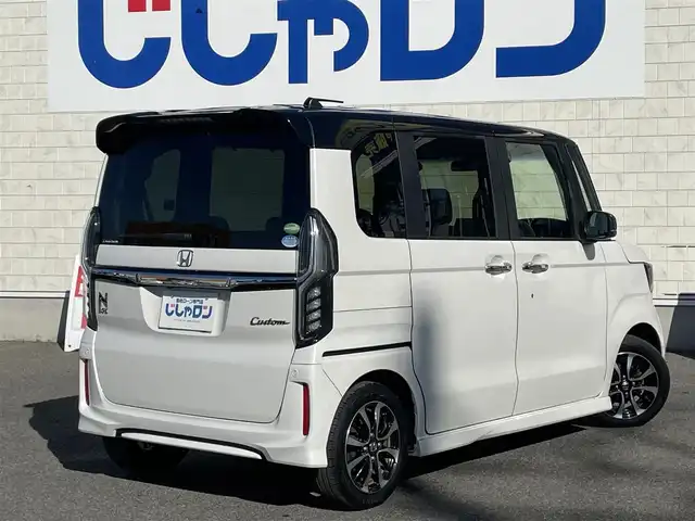 ホンダ Ｎ ＢＯＸ カスタム G L ホンダセンシング 佐賀県 2018(平30)年 10.4万km プラチナホワイトパール こちらは現金またはオートローンご利用時の価格です/自社ローンご希望の方は別途その旨お申付け下さい/禁煙車　/ツートン　/パナソニックナビ ＴＶ ＢＴオーディオ　/ＤＶＤ ＣＤ　/バックカメラ　　/両側電動ドア