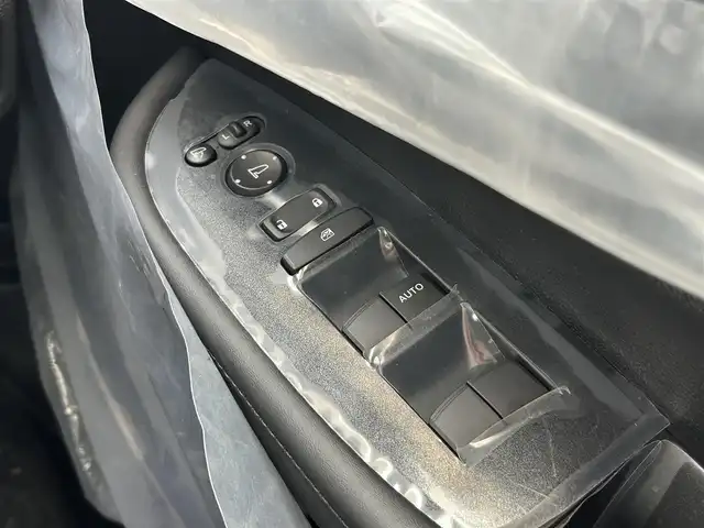 ホンダ ＷＲ－Ｖ Z ブラックスタイル 静岡県 2025(令7)年 0.1千km クリスタルブラックパール 登録済未使用車/登録時走行距離21km/ホンダセンシング/追従クルーズコントロール/LEDヘッドライト/オートハイビーム/オートライト/横滑り防止装置/レーンキープアシスト/衝突被害軽減システム/LEDヘッドライト/オートハイビーム/オートライト/プッシュスタート/スマートキー/純正17AW