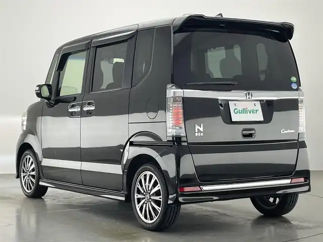 ホンダ Ｎ ＢＯＸ カスタム G ターボ Lパッケージ 愛知県 2015(平27)年 6.9万km スマートブラック 社外ナビ　両側パワスラ　バックカメラ　パドルシフト　禁煙車　フルセグ　DVD　ハーフレザー　クルコン　HIDオートライト　フォグランプ　ETC　純正フロアマット　Bluetooth　ECON　純正１５型AW　プッシュスタート　スマートキー