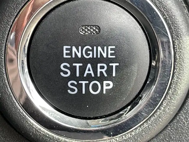 ダイハツ アトレー バン RS 岡山県 2022(令4)年 4万km シャイニングホワイトパール 登録時走行距離：39206km/ワンオーナー/禁煙車/4WD/ルーフキャリア/ATOTOディスプレイオーディオ/クルーズコントロール(追従走行あり)/衝突被害軽減システム/車線逸脱警報（レーンキープアシスト）/コーナーセンサー/ドライブレコーダー/ビルトインETC/両側パワースライドドア/ステアリングスイッチ/デジタルインナーミラー/純正LEDヘッドライト/フォグライト/オートライト/プッシュスタート/スマートキー/スペアキー/アイドリングストップ/純正ホイールカバー/電動格納ミラー/フロアマット/横滑防止装置/盗難防止装置/取扱説明書/新車時整備手帳（保証書）