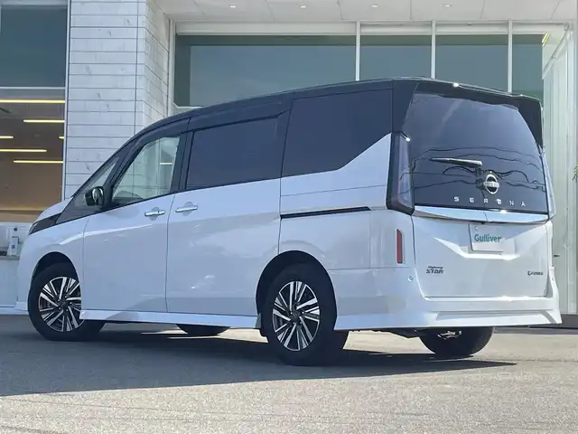日産 セレナ マルチベッド e－パワーHWS V 兵庫県 2023(令5)年 3.9万km 白 純正12インチディスプレイオーディオ/マルチベッドキッド/アラウンドビューモニター/両側パワースライドドア/デジタルインナーミラー/シートヒーター/ステアリングヒーター/ビルトインETC/Bluetooth接続/アップルカープレイ/アンドロイドオート/フルセグTV/スイッチスタート/LEDヘッドライト/オートライト