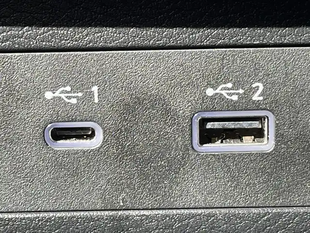 日産 セレナ マルチベッド e－パワーHWS V 兵庫県 2023(令5)年 3.9万km 白 純正12インチディスプレイオーディオ/マルチベッドキッド/アラウンドビューモニター/両側パワースライドドア/デジタルインナーミラー/シートヒーター/ステアリングヒーター/ビルトインETC/Bluetooth接続/アップルカープレイ/アンドロイドオート/フルセグTV/スイッチスタート/LEDヘッドライト/オートライト