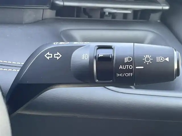 日産 セレナ マルチベッド e－パワーHWS V 兵庫県 2023(令5)年 3.9万km 白 純正12インチディスプレイオーディオ/マルチベッドキッド/アラウンドビューモニター/両側パワースライドドア/デジタルインナーミラー/シートヒーター/ステアリングヒーター/ビルトインETC/Bluetooth接続/アップルカープレイ/アンドロイドオート/フルセグTV/スイッチスタート/LEDヘッドライト/オートライト