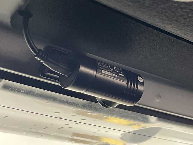 トヨタ アクア 神奈川県 2018(平30)年 3.4万km シルバー 純正9インチナビ/セーフティセンスC/サイドエアロ/バックカメラ/ETC/LEDヘッドライト/カーテシランプ/シートヒーター/ドライブレコーダー前後/クルーズコントロール/スマートキー/衝突軽減システム/横滑り防止装置/車線逸脱警報/アイドリングストップ/フォグランプ/オートライト/ウィンカーミラー/電動格納ミラー/プッシュスタート