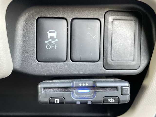 日産 デイズ J 石川県 2018(平30)年 5.2万km 白 社外メモリーナビ　フルセグＴＶ　ＥＴＣ　キーレス　ベンチシート　電動ミラー