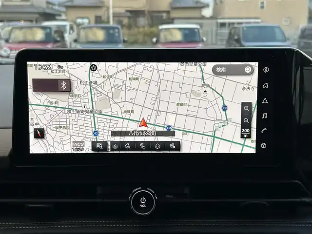 日産 セレナ e－パワー ハイウェイスター V 熊本県 2023(令5)年 0.6万km ダークメタルグレー ワンオーナー/純正メモリナビ/AM/FM/BT/USB/AppleCarPlay/AndroidAuto/フルセグTV/バックカメラ（全周囲カメラ）/純正フリップダウンモニター/ETC2.0/ABS/横滑り防止装置/インテリジェントクルーズコントロール（操舵支援）/車線逸脱警報/車線逸脱防止支援/後側方車両検知警報/後側方衝突防止支援/前方衝突防止支援/踏み間違い衝突防止支援/ブラインドスポットモニター/先行車発進お知らせ/ふらつき警報/置くだけ充電/電子パーキング/オートブレーキホールド/合皮シート/シートヒーター（D/N/2列目）/ウォークスルー/3列シート/LEDヘッドライト/フォグランプ/オートライト/オートハイビーム/電動格納ミラー/ウィンカーミラー/ドアバイザー/純正フロアマット