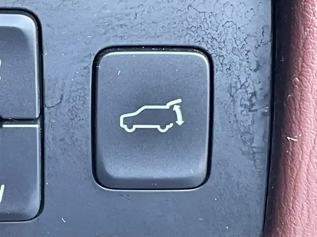 マツダ ＣＸ－８ XD エクスクルーシブモード 東京都 2022(令4)年 4万km プラチナクォーツメタリック 純正ナビ/4WD/サンルーフ/アラウンドビューモニター/BOSE/フルセグTV/Bluetooth/USB/FM/AM/ブラインドスポットモニター/レーダークルーズコントロール/ヘッドアップディスプレイ/パワーバックドア/前席、2列目シートヒーター/前席シートベンチレーション/前席パワーシート/運転席メモリーシート/ETC2.0/衝突軽減装置/車線逸脱警報装置/横滑り防止装置/前後ドライブレコーダー/純正LEDライト/純正フロアマット/純正サイドバイザー/置くだけ充電/スマートキー