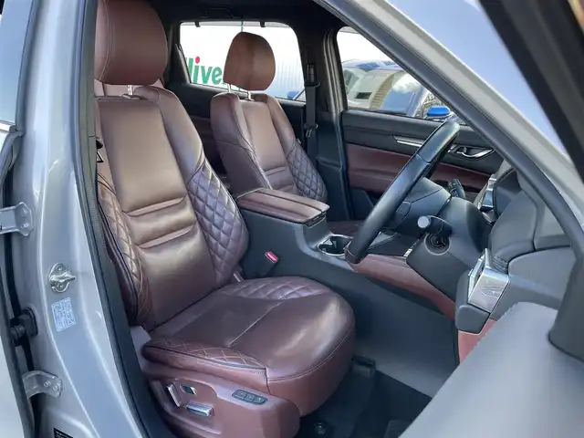 マツダ ＣＸ－８ XD エクスクルーシブモード 東京都 2022(令4)年 4万km プラチナクォーツメタリック 純正ナビ/4WD/サンルーフ/アラウンドビューモニター/BOSE/フルセグTV/Bluetooth/USB/FM/AM/ブラインドスポットモニター/レーダークルーズコントロール/ヘッドアップディスプレイ/パワーバックドア/前席、2列目シートヒーター/前席シートベンチレーション/前席パワーシート/運転席メモリーシート/ETC2.0/衝突軽減装置/車線逸脱警報装置/横滑り防止装置/前後ドライブレコーダー/純正LEDライト/純正フロアマット/純正サイドバイザー/置くだけ充電/スマートキー