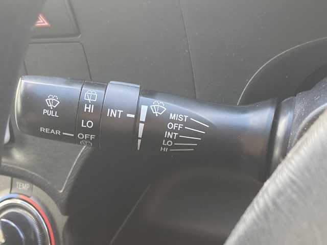 トヨタ アクア S 福岡県 2014(平26)年 6.7万km シルバーM 純正メモリナビ/バックカメラ/Bluetooth/ワンセグＴＶ/プッシュスタート/ステアリングスイッチ/オートライト/純正フロアマット/ドアバイザー/ヘッドライトレベライザー