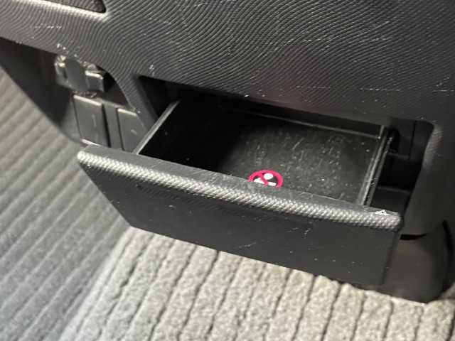 トヨタ エスティマ アエラス プレミアム 宮崎県 2016(平28)年 5.9万km ブラック AIS検査済み/【2502019317】/ワンオーナー/MTモード付/純正AW/モデリスタエアロ（フロント・リアアンダー）/フロントフォグランプ/LEDヘッドライト/オートライト/両側パワスラ/純正フロアマット/ウォークスルー/3列シート/ハーフレザーシート/スマートキー/AC100V電源/オットマン/後席モニター/Bluetooth接続/フルセグ/ETC(通常）/コーナーセンサー/盗難防止装置/バックカメラ/レーンキープアシスト/衝突被害軽減ブレーキ/20AW ワーク　シュバートＳＣ６(社外）/アクセレラ PHI-R　（社外）/社外パーツ取付有