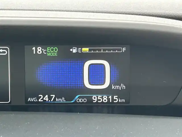 トヨタ プリウス S 岡山県 2019(平31)年 9.6万km スーパーホワイトⅡ トヨタセーフティセンス/純正7インチナビ/フルセグTV/DVD/Bluetooth/バックカメラ/ビルトインETC/ドライブレコーダー/アダプティブクルーズコントロール/スマートキー/プッシュEgスタート/ステアリングリモコン/LEDオートライト/LEDフォグランプ/スタッドレスタイヤ/横滑り防止装置/保証書/取説
