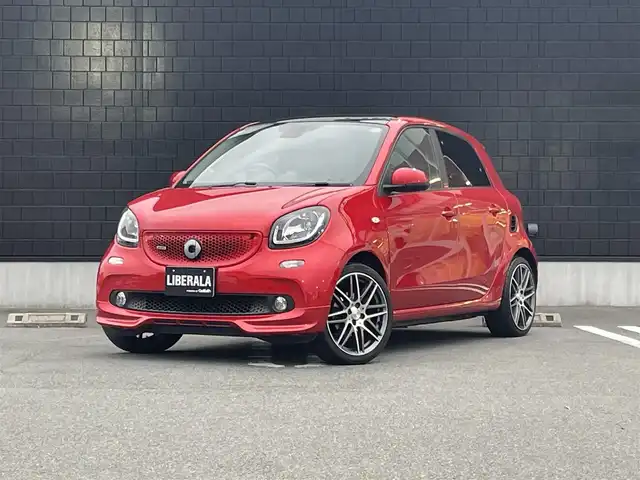 スマート ＭＣＣ スマート フォーフォー BRABUS エクスクルーシブ レッドLTD 静岡県 2017(平29)年 4.2万km 赤 /特別仕様車/アイドリングストップ/ターボ/社外ナビ/バックカメラ/地デジ/黒革シート/シートヒーター/フロントスポイラー/スペアキー×１/ETC/新車時整備手帳/　　【保証書】/取扱説明書/