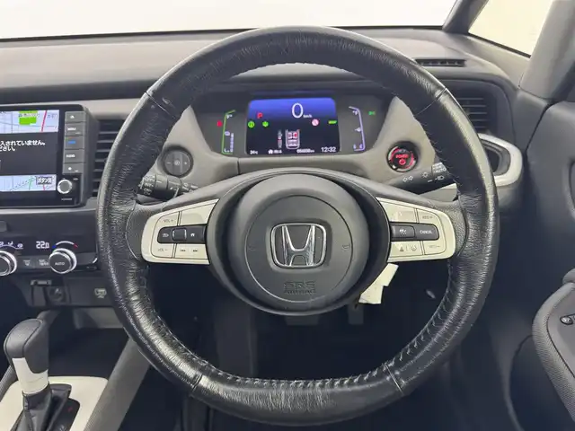 ホンダ フィット e:HEVクロスター 愛知県 2020(令2)年 5.6万km プレミアムサンライトホワイトパール 純正9インチナビ　/（フルセグ/BT/CD/DVD） /レーダークルーズコントロール　/バックモニター　/コーナーセンサー　/衝突軽減システム　/レーンキープアシスト　/オートライト　/電動格納ミラー　/ドライブレコーダー　/ETC/社外AW（BALMINUM）　