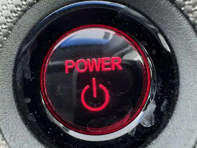 ホンダ フィット e:HEVクロスター 愛知県 2020(令2)年 5.6万km プレミアムサンライトホワイトパール 純正9インチナビ　/（フルセグ/BT/CD/DVD） /レーダークルーズコントロール　/バックモニター　/コーナーセンサー　/衝突軽減システム　/レーンキープアシスト　/オートライト　/電動格納ミラー　/ドライブレコーダー　/ETC/社外AW（BALMINUM）　