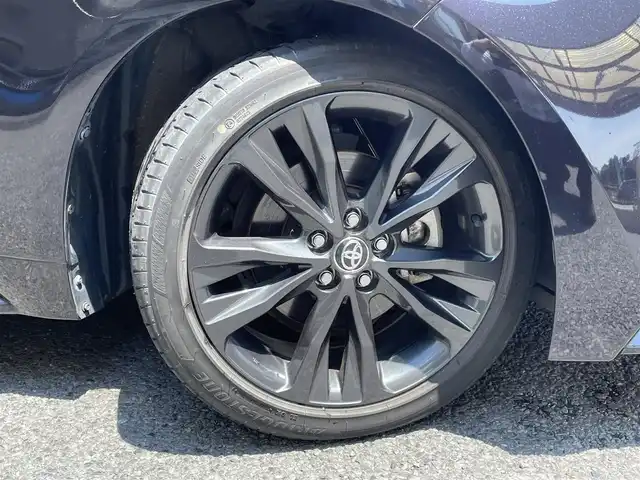 トヨタ カローラツーリング ダブルバイビー 神奈川県 2021(令3)年 2.8万km スパークリングブラックパールクリスタルシャイン ワンオーナー/6MT/ターボ/カローラスポーツ用アルミボンネット/現行型テールレンズ/純正メモリーナビ・地デジTV/バックモニター/白内装ハーフレザーシート/ワイヤレス充電/寒冷地仕様/トヨタセーフティセンス/PCS/LDA/RSA/コーナーセンサー/純正17インチAW/LEDライト/LEDフォグ/LEDデイライト/オートハイビーム/前席シートヒーター/ステアリングヒーター/前後ドライブレコーダー/ビルトインETC2.0/純正USB/BT/Miracast/プッシュスタート/スマートキー×2/ステアリングスイッチ/保証書・取説あり
