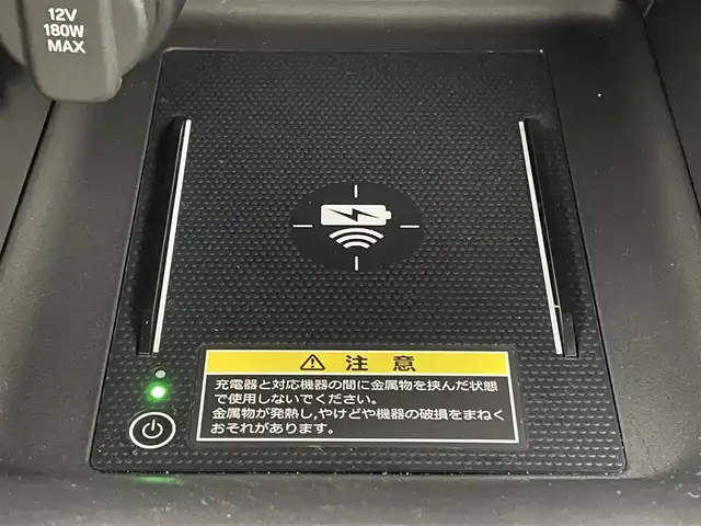 ホンダ ヴェゼル ハイブリッド e:HEV X 岡山県 2022(令4)年 2.7万km クリスタルブラックパール ホンダセンシング/純正９インチディスプレイオーディオ/（ナビ/Ｂｌｕｅｔｏｏｔｈ/フルセグＴＶ/USB/Carplay）/衝突軽減ブレーキ/レーダークルーズコントロール/ビルトインＥＴＣ２．０/ドライブレコーダー（前後）/ＬＥＤヘッドライト/オートハイビーム/フォグランプ/バックカメラ/置くだけ充電/ドライブレコーダー/新車保証書/取扱説明書/スペアキー×１