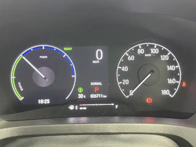 ホンダ ヴェゼル ハイブリッド e:HEV X 岡山県 2022(令4)年 2.7万km クリスタルブラックパール ホンダセンシング/純正９インチディスプレイオーディオ/（ナビ/Ｂｌｕｅｔｏｏｔｈ/フルセグＴＶ/USB/Carplay）/衝突軽減ブレーキ/レーダークルーズコントロール/ビルトインＥＴＣ２．０/ドライブレコーダー（前後）/ＬＥＤヘッドライト/オートハイビーム/フォグランプ/バックカメラ/置くだけ充電/ドライブレコーダー/新車保証書/取扱説明書/スペアキー×１