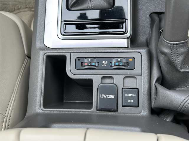 トヨタ ランドクルーザー プラド TX Lパッケージ 茨城県 2021(令3)年 1.9万km ホワイトパールクリスタルシャイン フルタイム4WD/モデリスタエアロ/サンルーフ/ALPINE9インチナビゲーション/CD/DVD/Bluetooth/フルセグTV/バックカメラ/Toyota Safety Sense/・プリクラッシュセーフティ/・レーンディパーチャーアラート/・オートマチックハイビーム/・レーダークルーズコントロール/・ロードサインアシスト/先行車発進告知/ビルトインETC/レザーシート/前席シートヒーター/エアシート/純正19インチAW/ルーフレール/オートライト/LEDヘッドライト