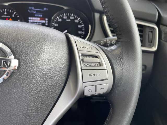 日産 エクストレイル 20Xt エマージェンシーブレーキ 埼玉県 2016(平28)年 5.5万km ダイヤモンドブラック /純正メモリナビ//フルセグTV//全方位カメラ//CD/DVD/Bluetooth/AUX/USB//クルーズコントロール//前2席シートヒーター//ビルトインETC//スマートキー×2//LEDヘッドライト//衝突軽減ブレーキ//車線逸脱警報//後側方車両検知警報//Wエアバッグ&ABS//横滑り防止装置//クリアランスソナー//パワーバックドア//アイドリングSTOP//前後ドライブレコーダー//革巻きステアリング//オートライト//Fフォグランプ//プライバシーガラス//ドアバイザー//純正17インチAW//新車時保証書//取扱説明書//ナビ取説