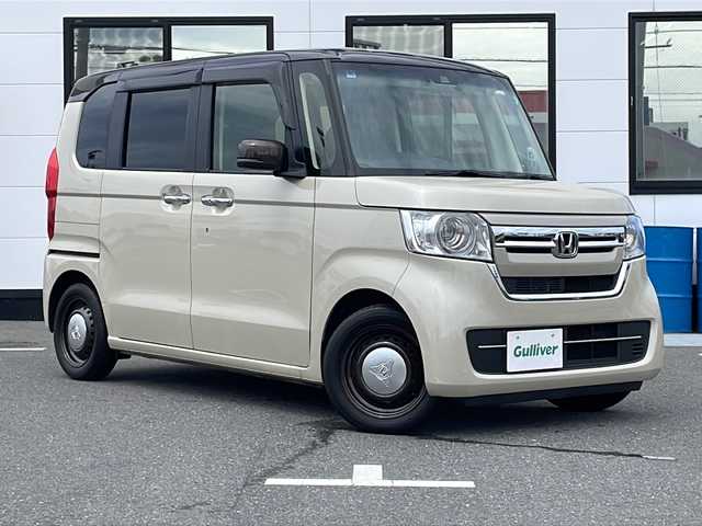 ホンダ Ｎ ＢＯＸ L 山口県 2022(令4)年 1.7万km プレミアムアイボリーパールⅡ 純正SDナビ【VXM-225Ci】/Bluetooth、CD、DVD、USB/フルセグテレビ/両側パワースライドドア/バックカメラ/前後ドライブレコーダー【DRH-204VD】/ビルトインETC/レーダークルーズコントロール/シートヒーター【D＋N席】/USB充電口×２/ステアリングスイッチ/ステアリングホールド/純正14インチスチールホイール/プッシュスタート/スマートキー/ドアバイザー/アイドリングストップ/ホンダセンシング/パーキングアシスト/レーンキープアシスト/先行車発進お知らせ機能/標識認識機能/盗難防止装置