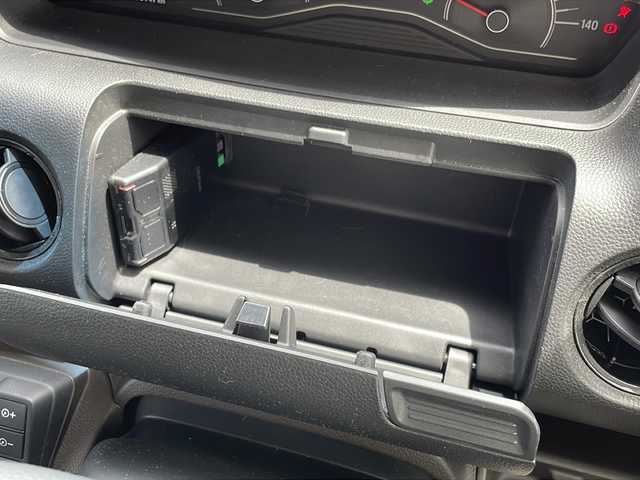 ホンダ Ｎ ＢＯＸ L 山口県 2022(令4)年 1.7万km プレミアムアイボリーパールⅡ 純正SDナビ【VXM-225Ci】/Bluetooth、CD、DVD、USB/フルセグテレビ/両側パワースライドドア/バックカメラ/前後ドライブレコーダー【DRH-204VD】/ビルトインETC/レーダークルーズコントロール/シートヒーター【D＋N席】/USB充電口×２/ステアリングスイッチ/ステアリングホールド/純正14インチスチールホイール/プッシュスタート/スマートキー/ドアバイザー/アイドリングストップ/ホンダセンシング/パーキングアシスト/レーンキープアシスト/先行車発進お知らせ機能/標識認識機能/盗難防止装置