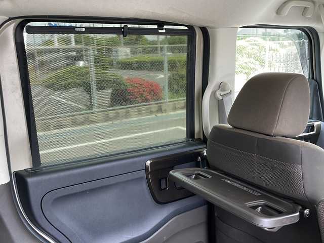 ホンダ Ｎ ＢＯＸ L 山口県 2022(令4)年 1.7万km プレミアムアイボリーパールⅡ 純正SDナビ【VXM-225Ci】/Bluetooth、CD、DVD、USB/フルセグテレビ/両側パワースライドドア/バックカメラ/前後ドライブレコーダー【DRH-204VD】/ビルトインETC/レーダークルーズコントロール/シートヒーター【D＋N席】/USB充電口×２/ステアリングスイッチ/ステアリングホールド/純正14インチスチールホイール/プッシュスタート/スマートキー/ドアバイザー/アイドリングストップ/ホンダセンシング/パーキングアシスト/レーンキープアシスト/先行車発進お知らせ機能/標識認識機能/盗難防止装置