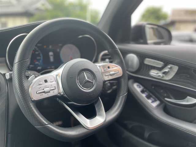 メルセデス・ベンツ ＧＬＣ２２０ d 4マチック AMGライン 栃木県 2020(令2)年 6.2万km オブシディアンブラック ワンオーナー /スライディングサンルーフ/本革シート/パワーシート /全席シートヒーター /前席ベンチレーター/前席リラクゼーションシート/エアサスペンション/キーレスゴー/ACC/レーンキープアシスト/ブラインドスポット /ナビ/全方位カメラ/フルセグTV/パワーバックドア/LEDヘッドライト/オートライト/パークトロニック /ブルメスターサウンド