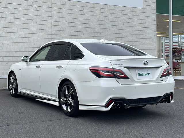 トヨタ クラウン ハイブリッド RS 茨城県 2019(平31)年 8.6万km ホワイトパールクリスタルシャイン プリクラッシュセーフティ/純正メモリナビ/　　BT/CD/DVD/フルセグ/バックカメラ/レーダークルーズコントロール/LEDオートライト/パワーシート/純正18インチアルミホイール/パドルシフト/スマートキー/ETC2.0